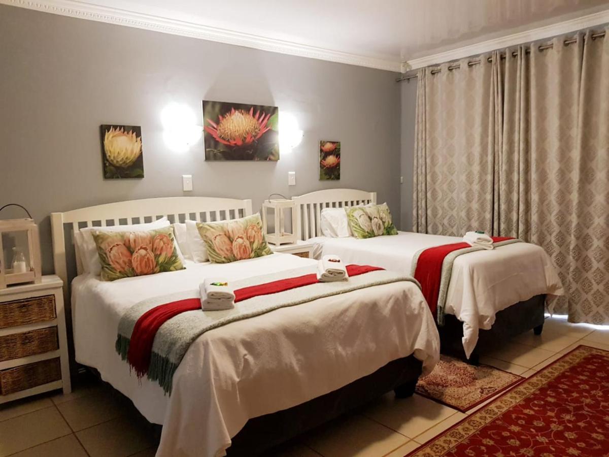 פוצ'פסטרום Graceland Guesthouse מראה חיצוני תמונה