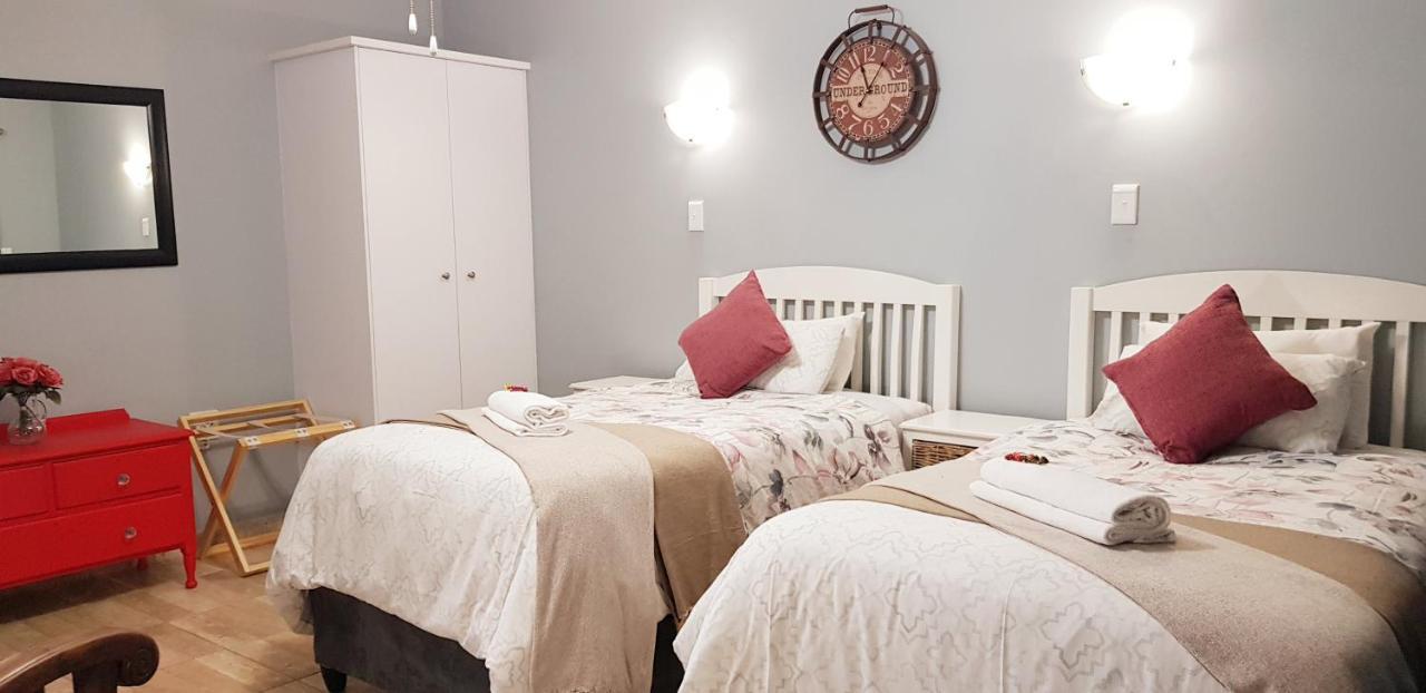 פוצ'פסטרום Graceland Guesthouse מראה חיצוני תמונה