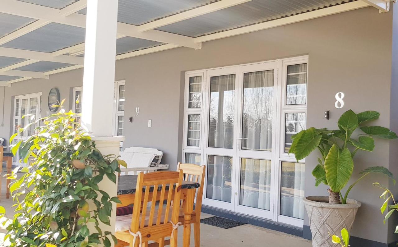 פוצ'פסטרום Graceland Guesthouse מראה חיצוני תמונה