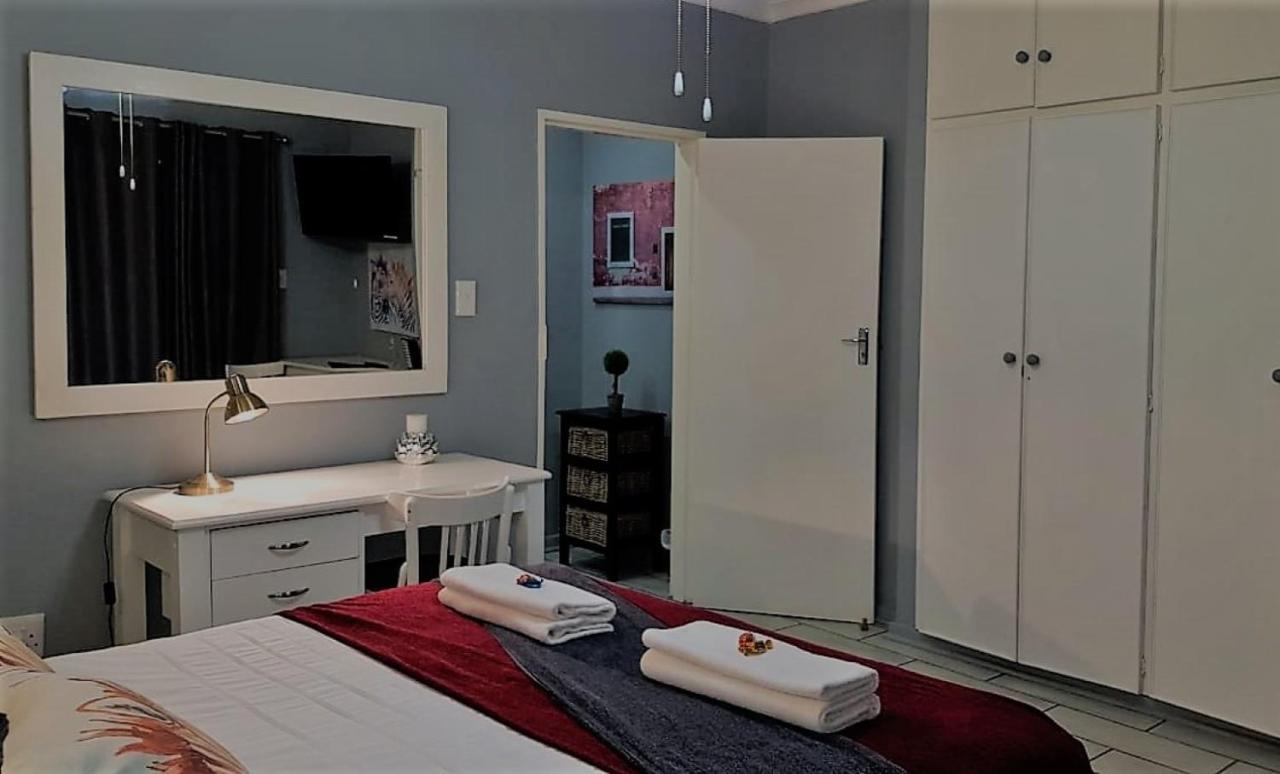 פוצ'פסטרום Graceland Guesthouse מראה חיצוני תמונה